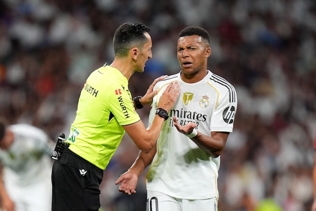 mbappe arbitre