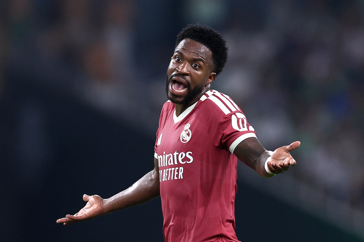 Vinicius sur le banc pour le derby ?