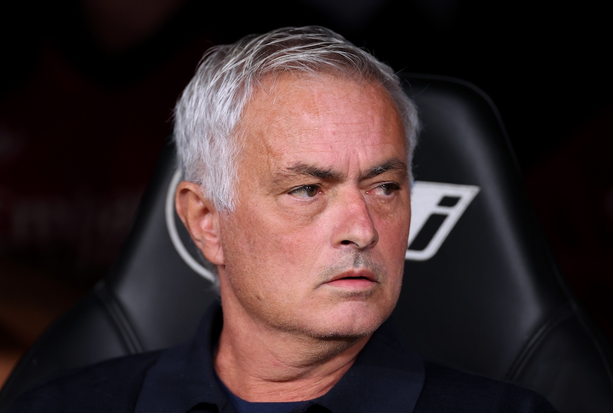 Mourinho dévoile son groupe face à Séville, avec 4 absents