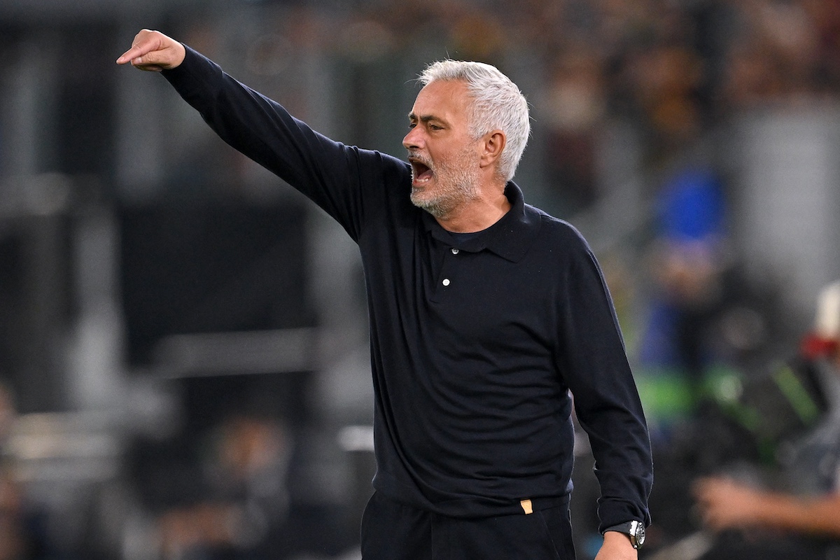 Mourinho : "La sanction de Vinicius ? Le chat ne se cache même plus"