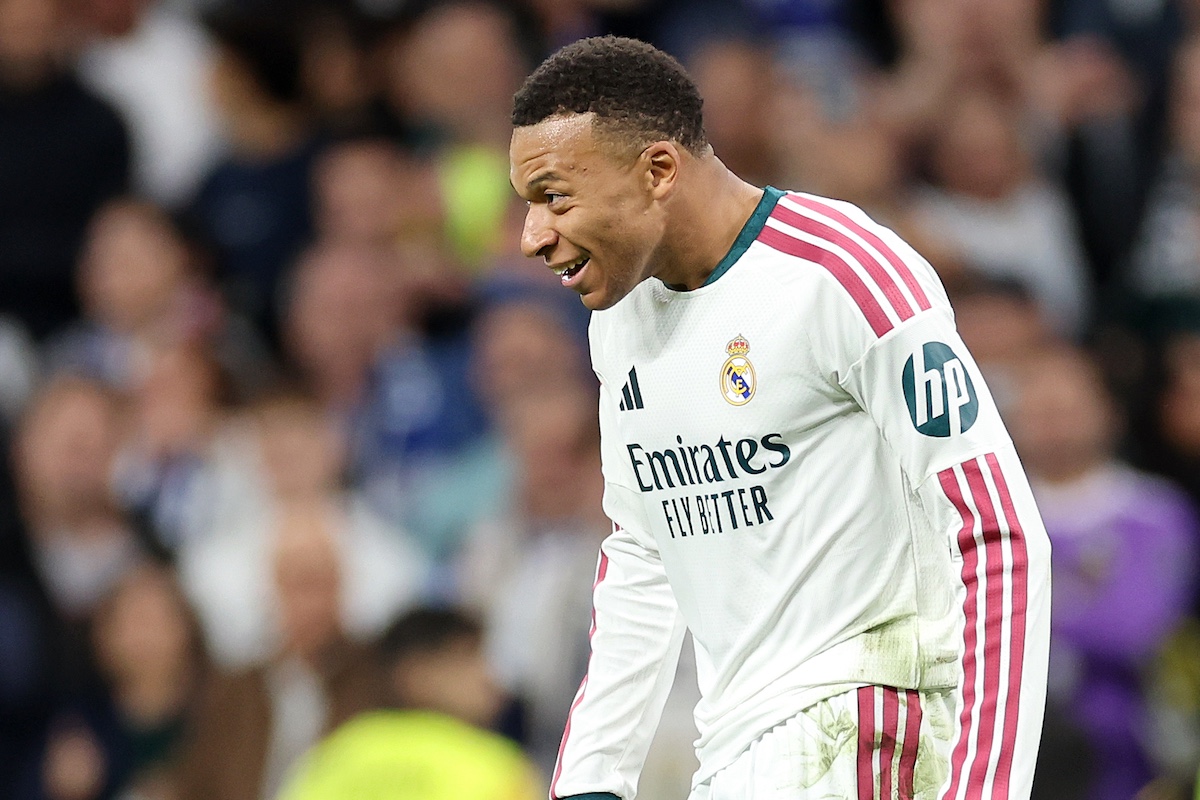 L'incroyable but de Mbappé face à Séville